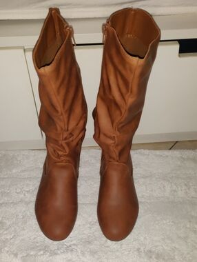 Women's Tall Slouchy Boot in Cognac